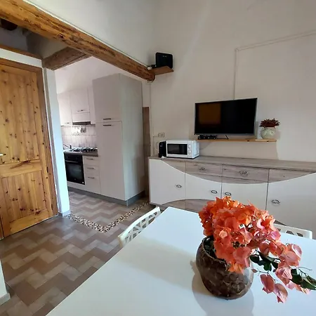 800 Mt Dal Mare - Casa Flora E Casa Aurora