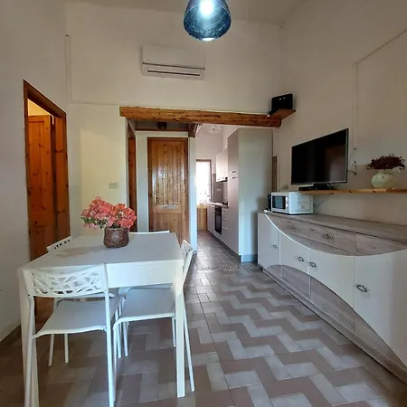Tatil Evi 800 Mt Dal Mare - Casa Flora E Casa Aurora