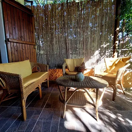 Tatil Evi 800 Mt Dal Mare - Casa Flora E Casa Aurora *