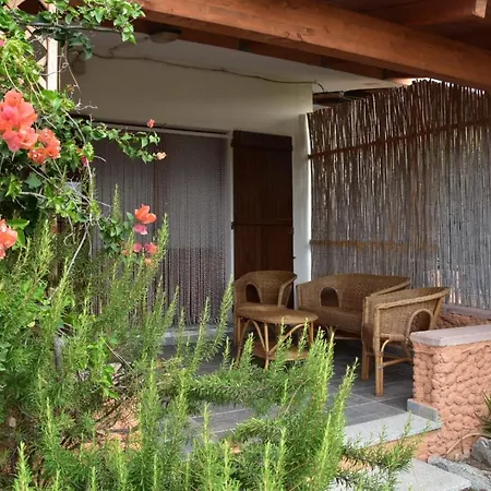 Casa Flora E Casa Aurora Holiday home