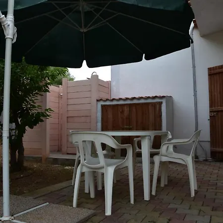 Holiday home Casa Flora E Casa Aurora