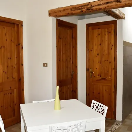 Casa Flora E Casa Aurora Holiday home