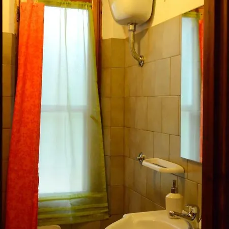 Casa Vigna Laterale E *