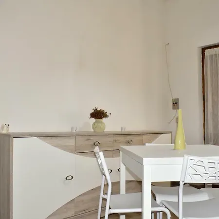 Holiday home Casa Flora E Casa Aurora
